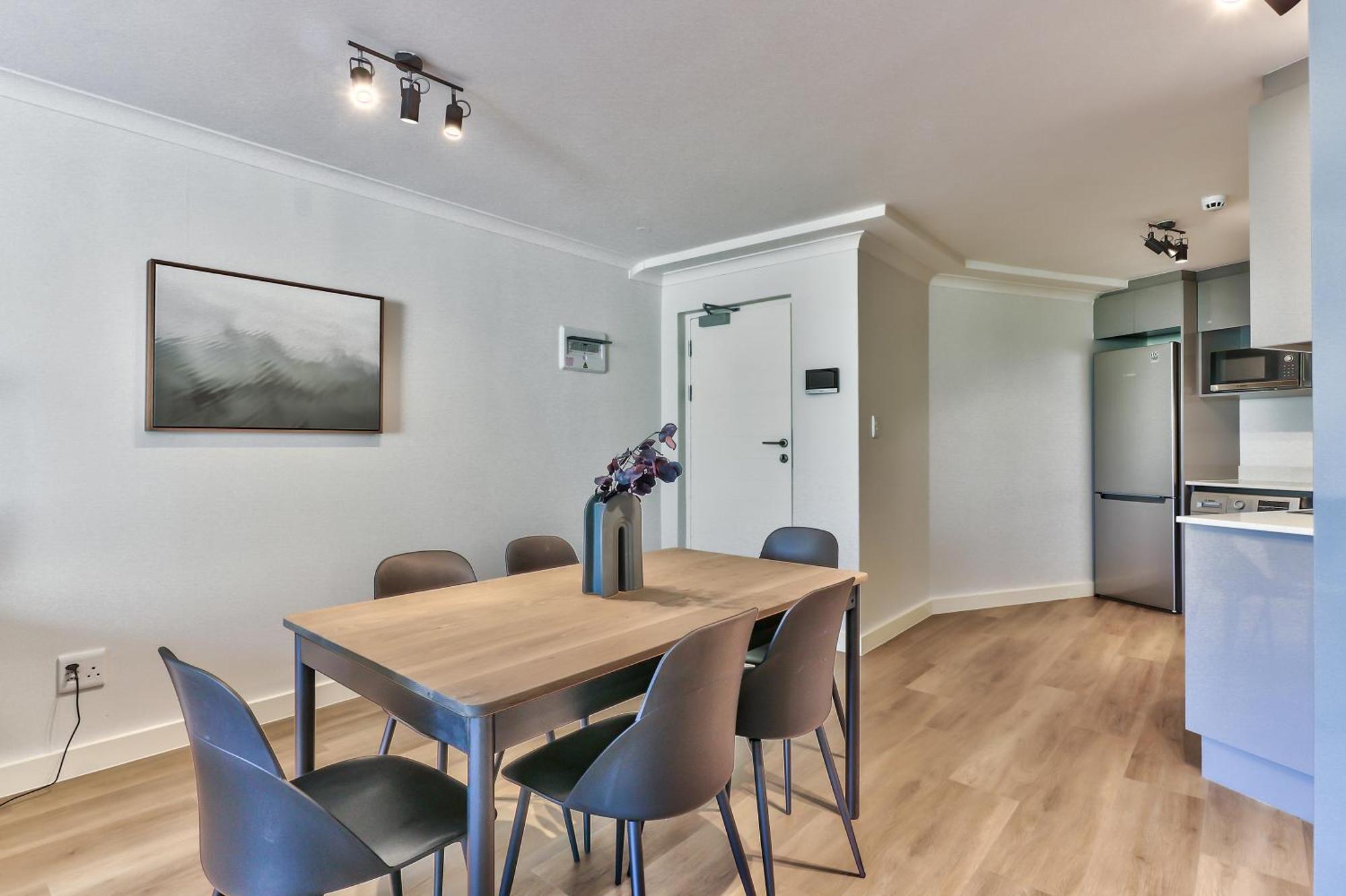 Newlands Peak Luxury Apartment Unit 636 Cape Town Exterior photo